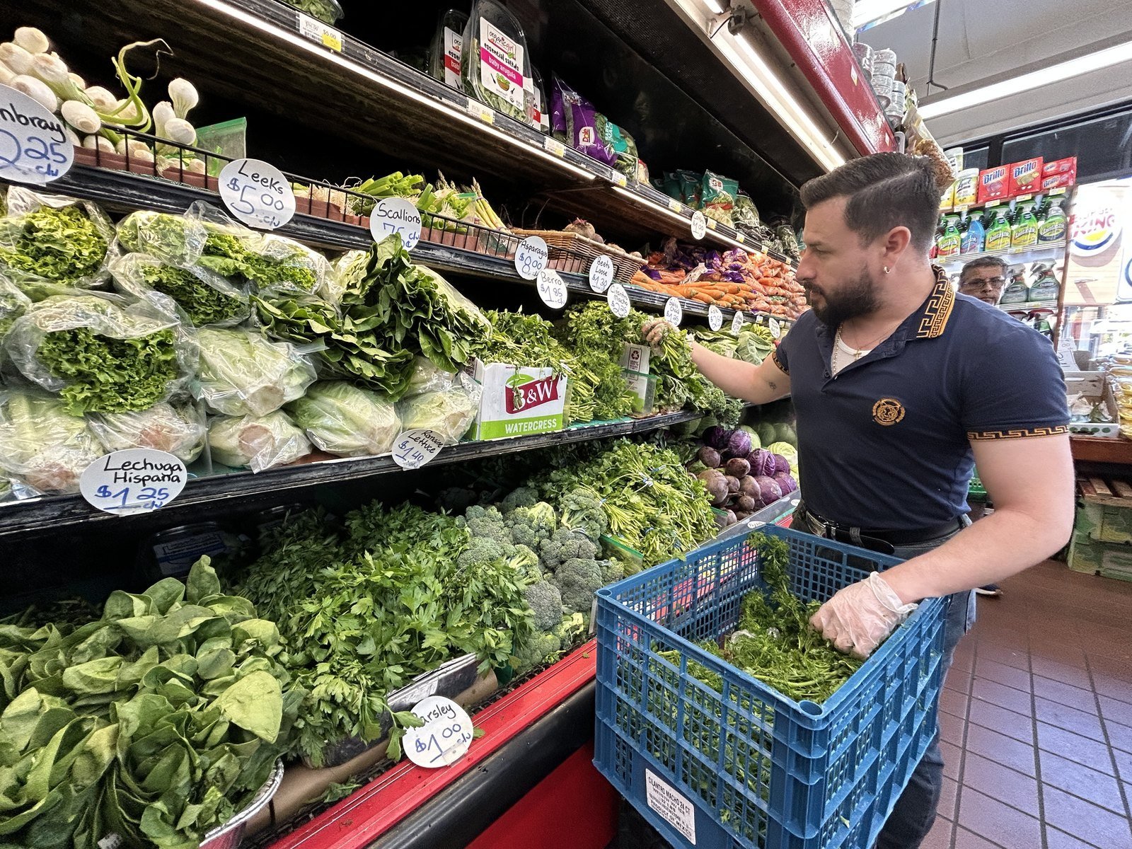 Sección de Latin Produce, frutas y verduras frescas en Las Palmas Supermarket